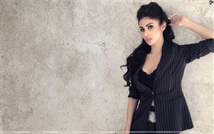 Mouni Roy